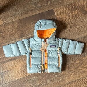 Patagonia Baby Hi-Loft Down Sweater with Hood, Size 3-6M